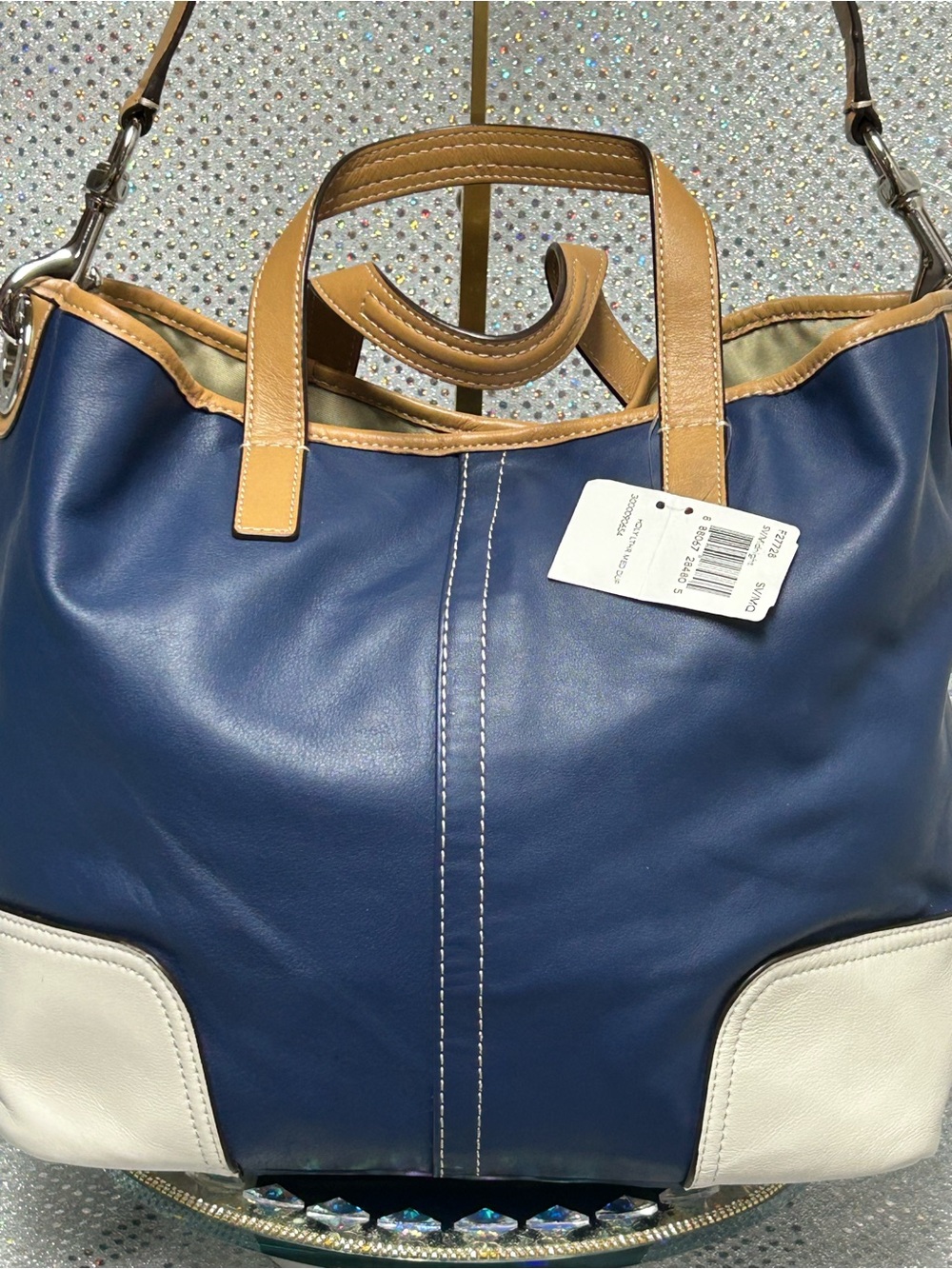COACH Navy Leather Shoulder Strap w/ White & Tan Accents Approx 17 x 11 x 6 - Picture 3 of 17